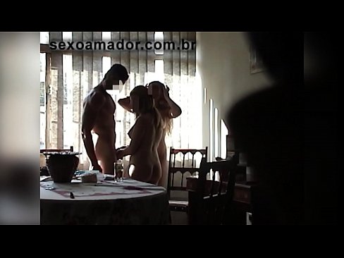 ❤️ Sexvänner bjuder in en gigantisk man och en trekant med honom ❤❌ Kvalitets porr at us sv.filmepornonline.ru