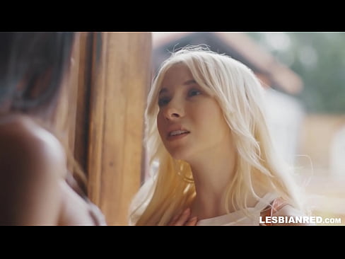 ❤️ Tjejen kommer hem några månader senare och slutar med att äta sin styvmors fitta. ❤❌ Kvalitets porr at us sv.filmepornonline.ru